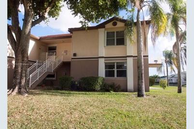 11300 SW 13th St #101, Pembroke Pines, FL 33025 - Photo 1