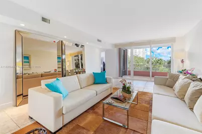 789 Crandon Blvd #403, Key Biscayne, FL 33149 - Photo 1