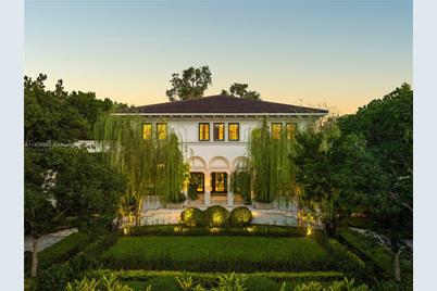 125 Solano Prado, Coral Gables, FL 33156 - Photo 1