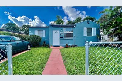 1770 NW 51st Ter - Photo 1