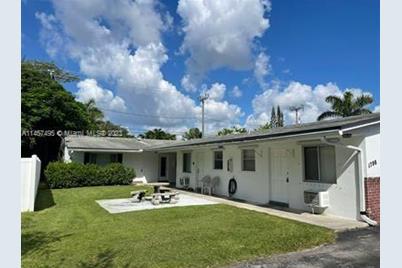 1708 N 16th Ave #1, Hollywood, FL 33020 - Photo 1