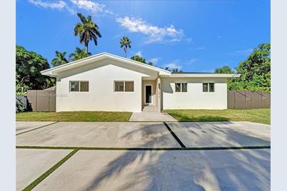 11510 W Biscayne Canal Rd - Photo 1
