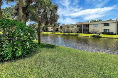 398  Lakeview Dr #101, Weston, FL 33326 - Photo 1