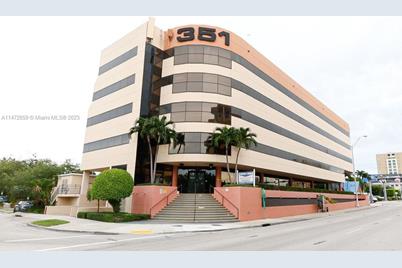 351 NW 42nd Ave #406, Miami, FL 33126 - Photo 1