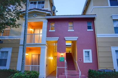 1017 Shoma Drive #462, Royal Palm Beach, FL 33414 - Photo 1