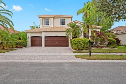 1152  Ginger Cir, Weston, FL 33326 - Photo 1