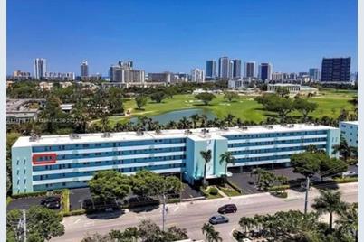 700 NE 14 Ave #401, Hallandale Beach, FL 33009 - Photo 1