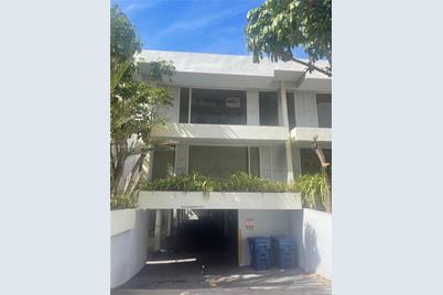 9140 Collins Ave #G - Photo 1