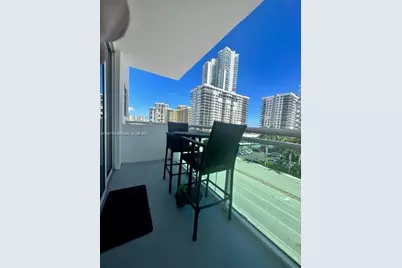 3000 S Ocean Dr #422, Hollywood, FL 33019 - Photo 1