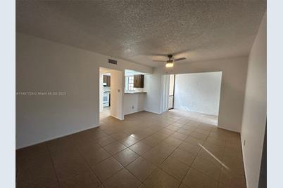 4211 NW 19th St #188 - Photo 1