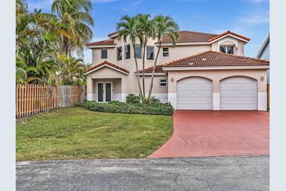 11113 SW 156th Ct - Photo 1