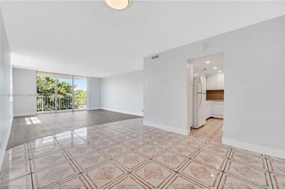 16740 NE 9th Ave #311, North Miami Beach, FL 33162 - Photo 1