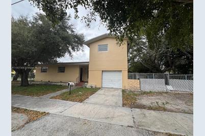 6960 NW 30th Ave - Photo 1