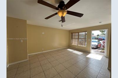13859 SW 257th Ter - Photo 1