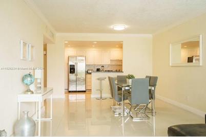 19370 Collins Ave #404 - Photo 1