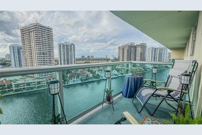 19390 Collins Ave #1619 - Photo 1