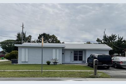 9430 NW 25th Ct - Photo 1