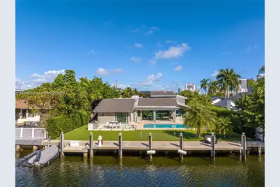 207 Holiday Drive, Hallandale Beach, FL 33009 - Photo 1