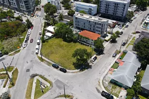 1510 NW 16 Te, Miami, FL 33125 - Photo 1