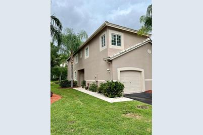 2177 Salerno Cir #2177, Weston, FL 33327 - Photo 1