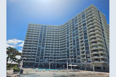 3180 S Ocean Dr #315, Hallandale Beach, FL 33009 - Photo 1