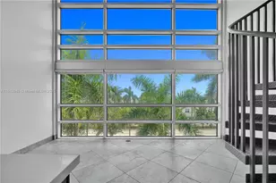 421 Meridian Ave, Miami Beach, FL 33139 - Photo 1