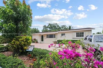 15745 SW 303rd Ter, Homestead, FL 33033 - Photo 1