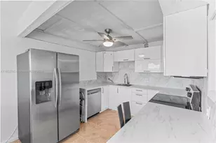 3024 Farnham O, Deerfield Beach, FL 33442 - Photo 1