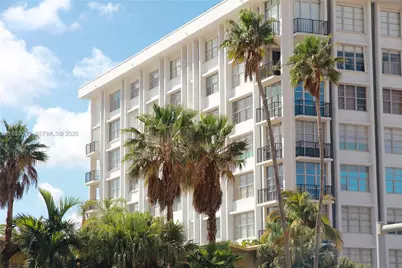 5640 Collins Ave #6D, Miami Beach, FL 33140 - Photo 1
