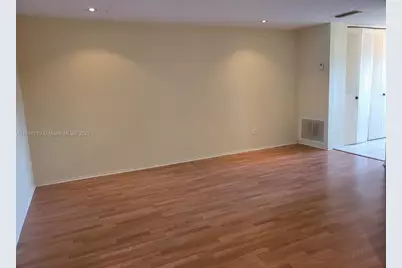 2886 E Fernley Dr E #24, West Palm Beach, FL 33415 - Photo 1