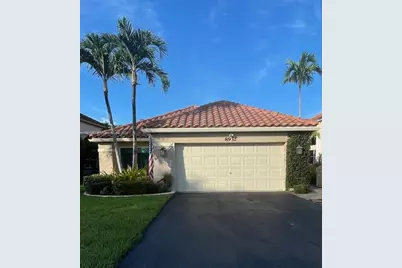 8932 S Lake Park Cir S, Davie, FL 33328 - Photo 1