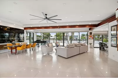 709 S Riverside Dr, Pompano Beach, FL 33062 - Photo 1