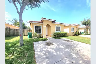 12263 SW 214th Ln #House, Miami, FL 33177 - Photo 1