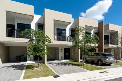 4173 N Oak Pl, Dania Beach, FL 33314 - Photo 1
