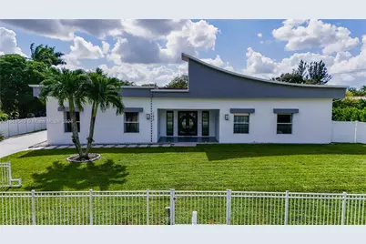 11870 NW 27th St, Plantation, FL 33323 - Photo 1