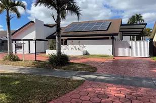 9230 SW 100th Ave Rd, Miami, FL 33176 - Photo 1