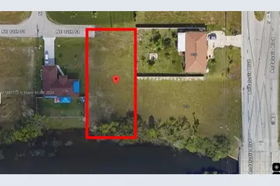 722 NE 12th Street, Cape Coral, FL 33909 - Photo 1