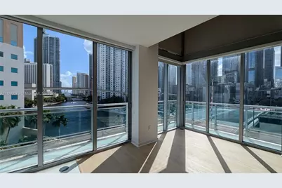 350 S Miami Ave #707, Miami, FL 33130 - Photo 1