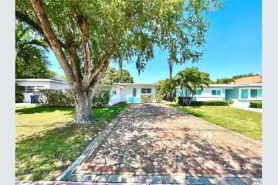 329 NE 87th St, El Portal, FL 33138 - Photo 1