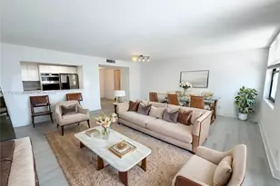 18151 NE 31st Ct, Aventura, FL 33160 - Photo 1