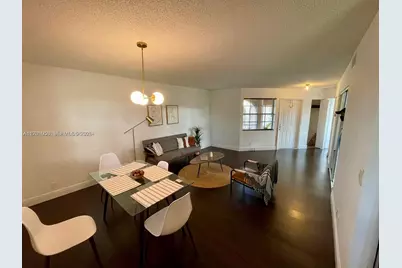 333 SW 86th Ave #201, Pembroke Pines, FL 33025 - Photo 1