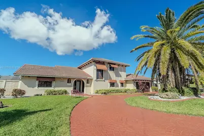 19620 E Oakmont Dr, Hialeah, FL 33015 - Photo 1