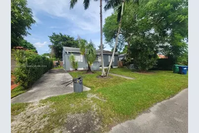 335 NW 102nd St #1, Miami, FL 33150 - Photo 1