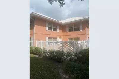 3107 Kingston Ct #1C, West Palm Beach, FL 33409 - Photo 1