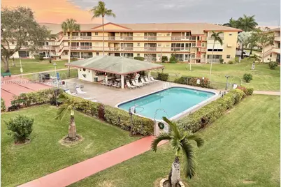 5300 Washington St #F314, Hollywood, FL 33021 - Photo 1