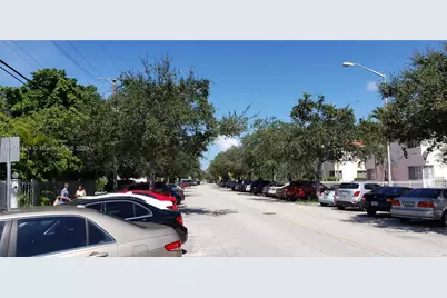 1275 Marseille Dr #42, Miami Beach, FL 33141 - Photo 1