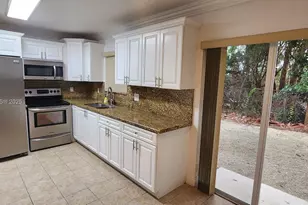 1250 SE 31st Ct, Homestead, FL 33035 - Photo 1