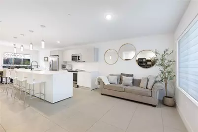 2561 NE 193rd St #1105, Miami, FL 33180 - Photo 1