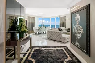 300 South Pointe Dr, Miami Beach, FL 33139 - Photo 1