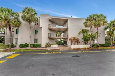 3100 Riverside Dr #306, Coral Springs, FL 33065 - Photo 1